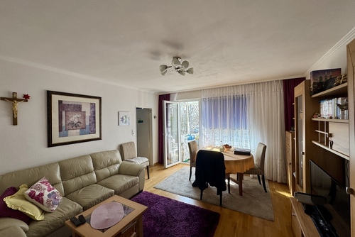 Wohnbereich - 3 Zimmer Etagenwohnung zum Kaufen in Bad Homburg