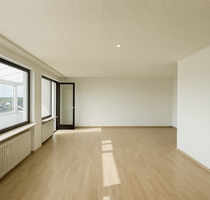 Oberursel - Stierstadt: Über den Dächern von Stierstadt! Weitblick mit Penthousefeeling!