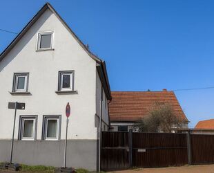 Hofheim-Lorsbach: Anpacken angesagt!! 2 Häuser zur Gestaltung und vielseitigen Nutzung