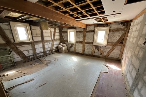 Wohnraum - Einfamilienhaus mit 106,00 m&sup2; in Hofheim zum Kaufen