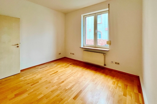 Schlafzimmer - 2 Zimmer Etagenwohnung in Offenbach