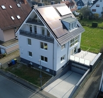 Bad Homburg - Ober-Erlenbach: Exklusives freistehendes Einfamilienhaus in kinderfreundlicher Lage!