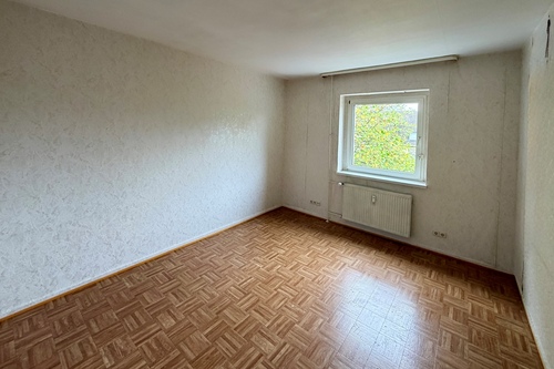 Zimmer 2 - Etagenwohnung mit 50,00 m&sup2; in Neu-Isenburg zum Kaufen