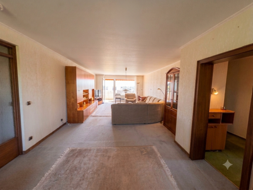 Wohnzimmer - 4 Zimmer Etagenwohnung zum Kaufen in Oberursel