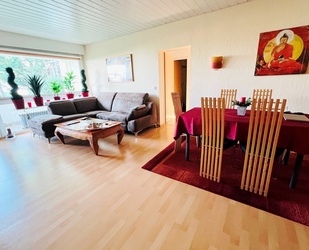 Karben-Okarben: Gut geschnittene 3-Zimmer-Wohnung mit Balkon und Stellplatz!