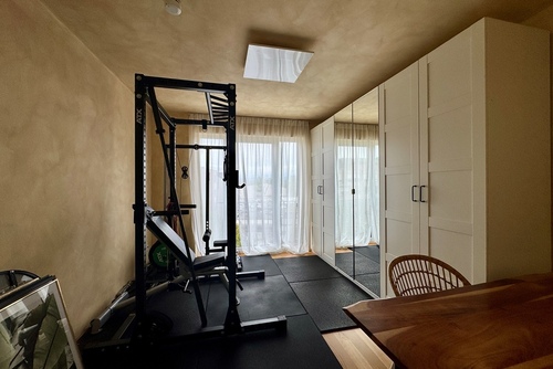 Zimmer - Etagenwohnung mit 99,50 m&sup2; in Frankfurt am Main zur Miete