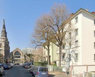 Frankfurt-Westend: Möblierte, moderne 2-Zimmerwohnung mit Wohnküche in Toplage! - Frankfurt am Main