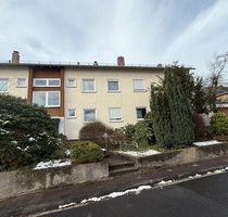 Hofheim: Ansprechende 2,5-Zimmer-Wohnung in bevorzugter Lage am Rosenberg