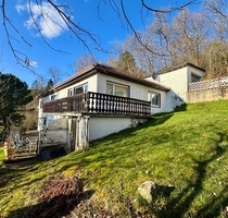 Schmitten - Niederreifenberg: Freistehendes Einfamilienhaus in Blicklage!