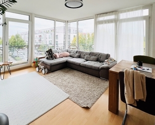 Frankfurt-Riedberg: Gut geschnittene 2-Zimmer-Wohnung mit großem Balkon! - Frankfurt am Main