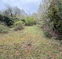 Kelkheim: Idyllisches Grundstück für Ihr Traumhaus im Wochenendgebiet