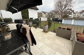 Terrasse - 12 Zimmer Mehrfamilienhaus, Wohnhaus zum Kaufen in Offenbach
