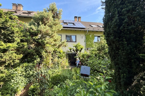 Aussenansicht 1 - 5 Zimmer Reihenhaus zum Kaufen in Frankfurt am Main