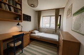 Zimmer 1 - 