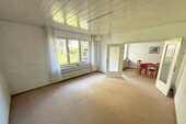 Wohnzimmer - 4.5 Zimmer Einfamilienhaus zum Kaufen in Schwalbach