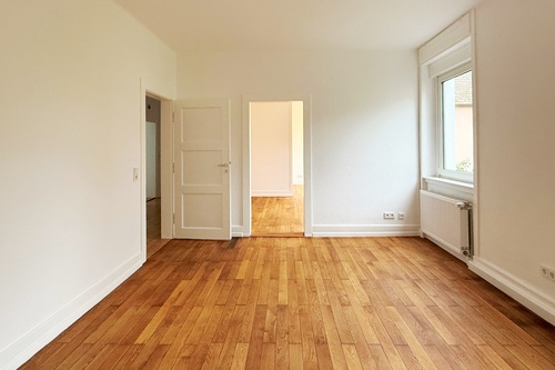 Wohnen Erdgeschoss - 3 Zimmer Etagenwohnung in Frankfurt am Main