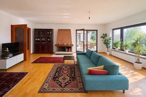 Wohnen - Einfamilienhaus mit 235,00 m&sup2; in Frankfurt am Main zum Kaufen