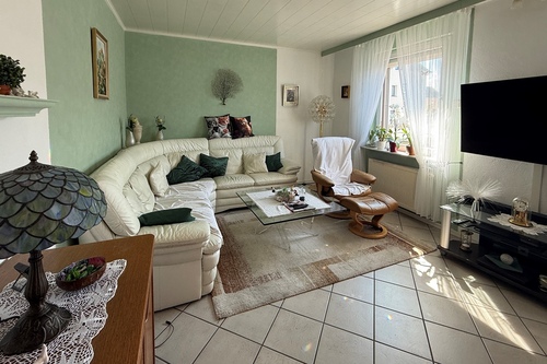 Wohnen - 4 Zimmer Doppelhaushälfte in Mühlheim