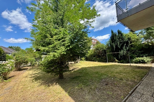 Gartenansicht - Bad Homburg - Kirdorf: Raumriese! Teilw. vermietetes 2-Familienhaus mit Potenzial!