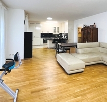 Frankfurt-Bockenheim: Großzügige 5-Zimmerwohnung am Rebstockpark! - Frankfurt am Main