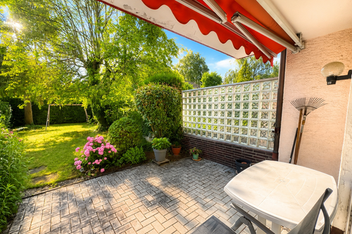 Terrasse - 5 Zimmer Reihenhaus zum Kaufen in Steinbach