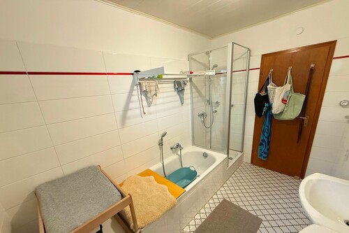 Dusch-Wannenbad EG - 