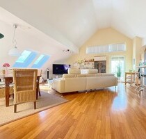 Eschborn: Einfach zum Wohlfühlen!! Attraktive und großzügige DG-Wohnung inkl 2 TG-Stellplätze!!