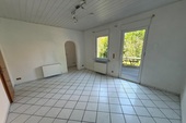 Wohnraum - 5 Zimmer Doppelhaushälfte zum Kaufen in Frankfurt am Main