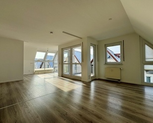 Hofheim: Urbanes Wohnen über den Dächern von Hofheim!