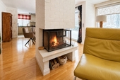 off. Kamin - 