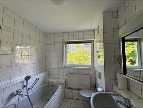 Wannenbad - 3 Zimmer Etagenwohnung in Königstein