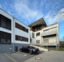 Bad Soden: Moderne und komfortable 3,5 Zimmer Wohnung in Neuenhain