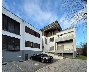 Bad Soden: Moderne und komfortable 3,5 Zimmer Wohnung in Neuenhain