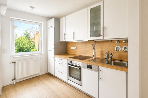 Einbauküche - 2 Zimmer Etagenwohnung in Neu-Isenburg