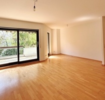 Hochwertige 3-Zimmer-Wohnung mit zwei Balkonen in begehrter Lage von Frankfurt-Sachsenhausen