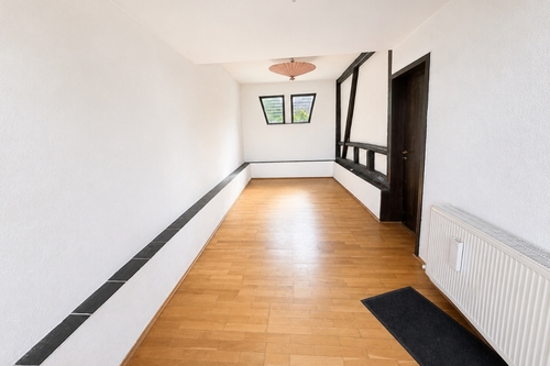 Arbeiten - Einfamilienhaus mit 108,00 m&sup2; in Karben zum Kaufen