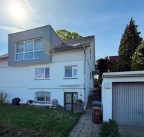 Hofheim: 2-Familienhaus als Kapitalanlage in Bestlage am Rosenberg Hofheim: 2-Familienhaus als Kapitalanlage in Bestlage am Rosenberg