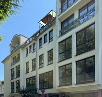 Bad Soden: Vermietete 1-Zimmer-Wohnung in den City-Arkaden mit Blick in den Park