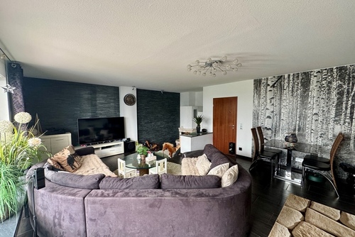 Wohnbereich - 5 Zimmer Doppelhaushälfte zum Kaufen in Friedrichsdorf