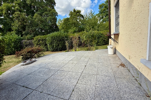 Terrasse - Doppelhaushälfte mit 180,00 m² in Frankfurt am Main zum Kaufen