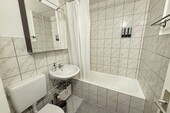 Wannenbad - 2 Zimmer Etagenwohnung in Eschborn