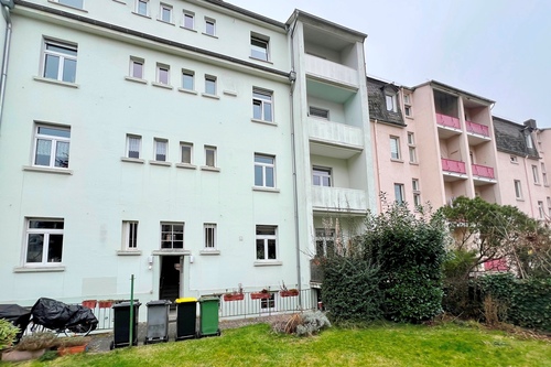 Hinterausgang - 3 Zimmer Etagenwohnung zur Miete in Frankfurt am Main