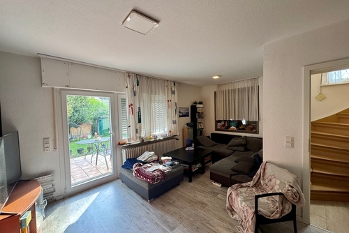 Wohnbereich - 5 Zimmer Doppelhaushälfte zum Kaufen in Oberursel
