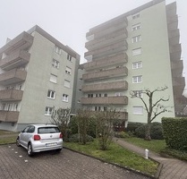 Kronberg: Große 4-Zimmer-Eigentumswohnung in Feldrandlage