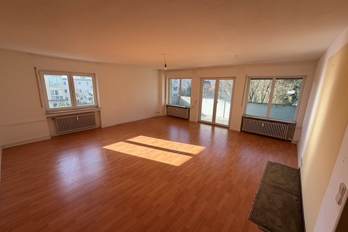 Wohnzimmer - 4 Zimmer Etagenwohnung zum Kaufen in Kronberg