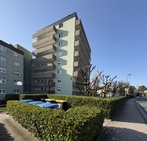 Kronberg: Große 4-Zimmer-Eigentumswohnung in Feldrandlage