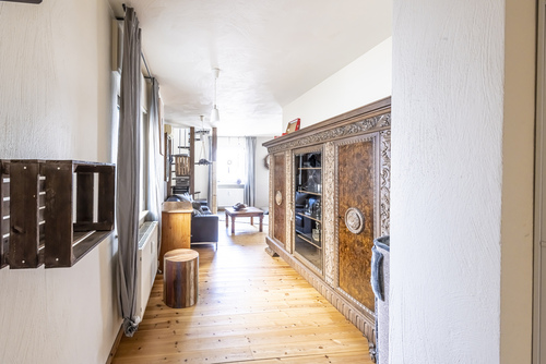 Wohnbereich - 7 Zimmer Einfamilienhaus zum Kaufen in Hofheim