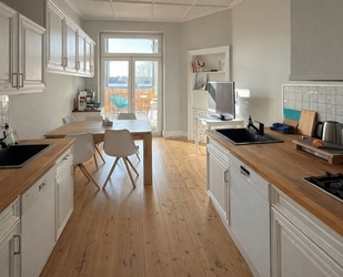 Beste Lage Frankfurt-Nordend: Sanierte 4-Zimmer-Altbauwohnung - Frankfurt am Main