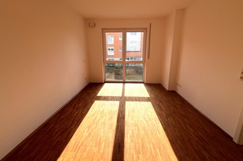 Schlafzimmer - 2 Zimmer Etagenwohnung in Heusenstamm