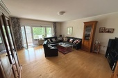 Wohnzimmer - 4 Zimmer Etagenwohnung zum Kaufen in Hofheim